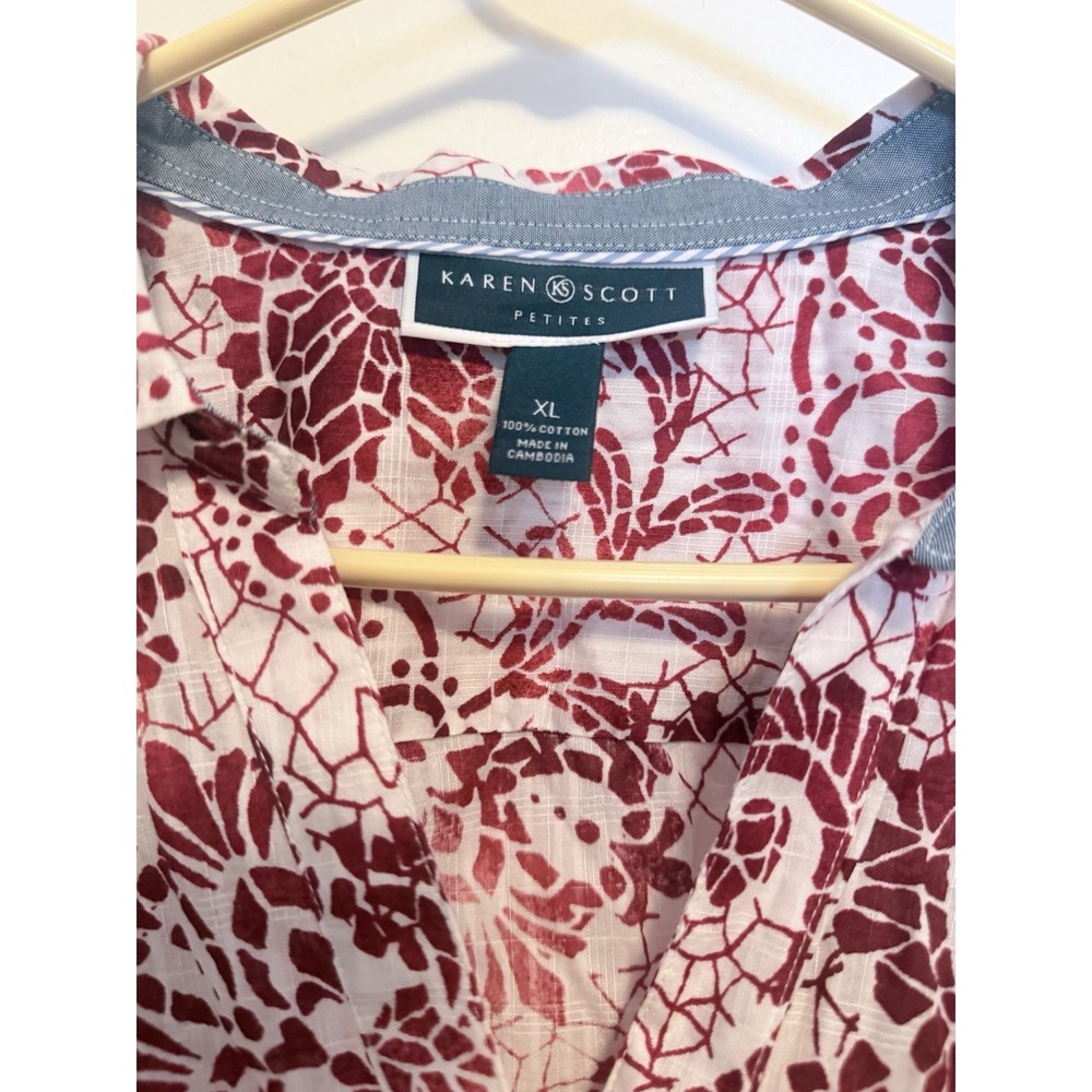 Women's NWT Karen Scott Red & White Short Sleeve Button Up Top XL/ Petite - Picture 2 of 3